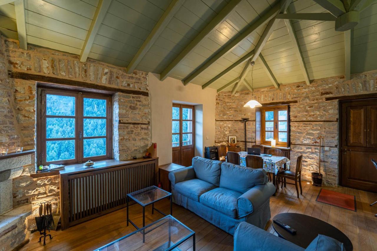 Maisonette Korfes: Two-Story Villa for Families and Small Groups Karpenisi Exterior photo